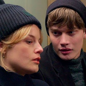 Fotoğraf Love & Anarchy