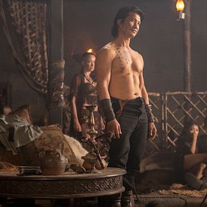 Fotoğraf Dustin Nguyen