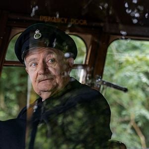 Fotoğraf Six Minutes To Midnight