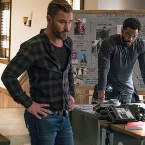 Fotoğraf Patrick John Flueger