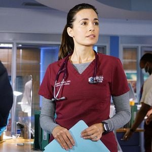 Fotoğraf Torrey DeVitto