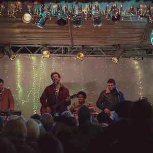 Fotoğraf Luke Mockridge