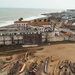 Fotoğraf Black Beach