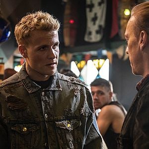 Fotoğraf Noughts + Crosses