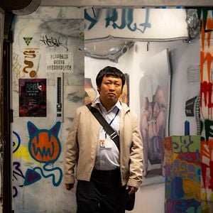 Fotoğraf Classmates Minus