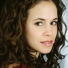 Fotoğraf Charise Castro Smith