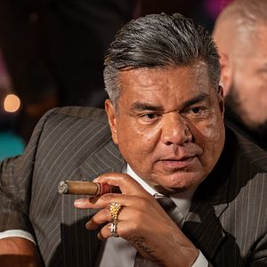 Fotoğraf The Tax Collector