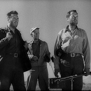 Fotoğraf Edmond O'Brien