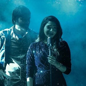 Fotoğraf Zordur Bu Dünya