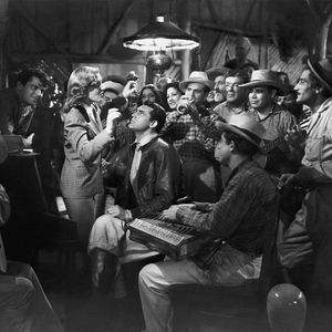 Fotoğraf Only Angels Have Wings