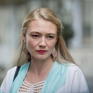 Fotoğraf Kogda padali aisty