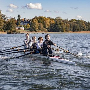 Fotoğraf Young Royals