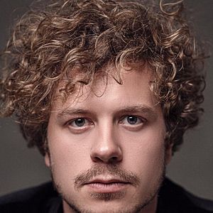 Fotoğraf Tikhon Zhiznevskiy