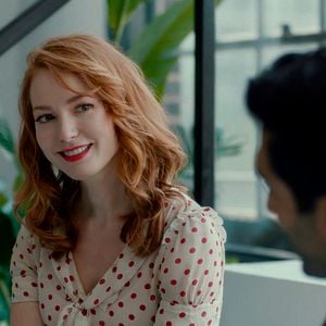 Fotoğraf Modern Persuasion