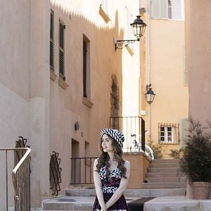 Fotoğraf Emily in Paris