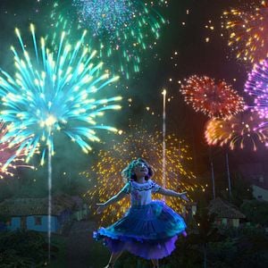 Fotoğraf Enkanto: Sihirli Dünya