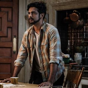 Fotoğraf Utkarsh Ambudkar