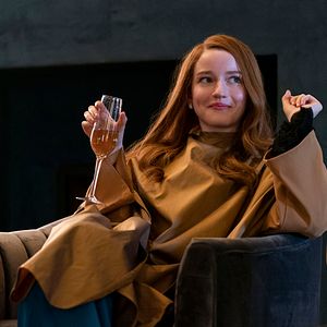 Fotoğraf Julia Garner