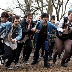 Fotoğraf Partilerde Kız Tavlama Sanatı