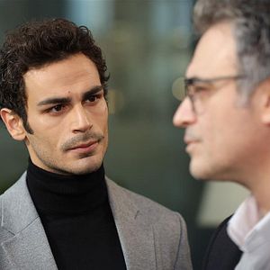 Fotoğraf Annemizi Saklarken