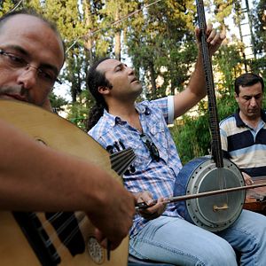 Fotoğraf Bir Gevrek, Bir Boyoz, İki de Kumru