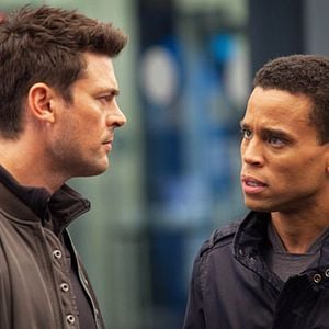 Fotoğraf Almost Human