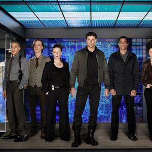 Fotoğraf Almost Human