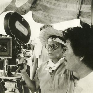 Fotoğraf Manila in the Claws of Light