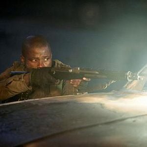 Fotoğraf Falling Skies