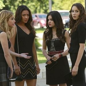 Fotoğraf Pretty Little Liars