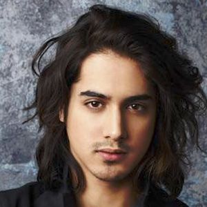 Fotoğraf Avan Jogia