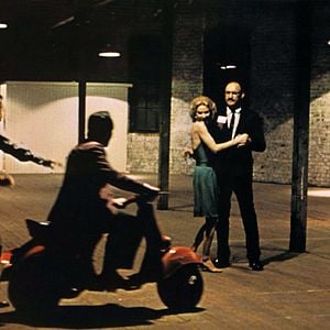 Fotoğraf The Conversation