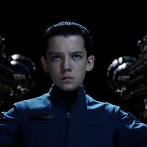 Fotoğraf Asa Butterfield