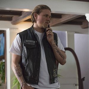 Fotoğraf Charlie Hunnam