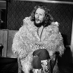 Fotoğraf Dikkat! Mr. Baker Var