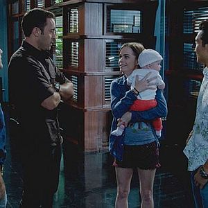 Fotoğraf Alex O'Loughlin