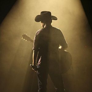 Fotoğraf Will Chase