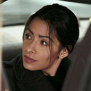 Fotoğraf Sarah Shahi