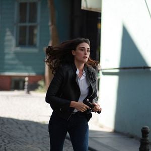 Fotoğraf Adanış: Kutsal Kavga