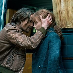 Fotoğraf Pieces of Her