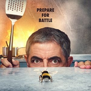 Fotoğraf Man vs Bee