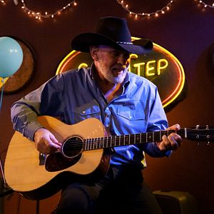 Fotoğraf Mitch Pileggi