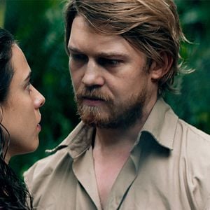 Fotoğraf Öğle Güneşinde Yıldızlar