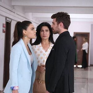 Fotoğraf Üç Kız Kardeş