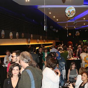 Fotoğraf Mutlu Oyuncak Dükkanı