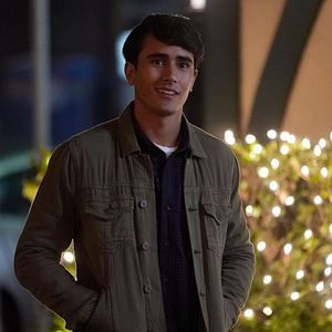 Fotoğraf Love, Victor