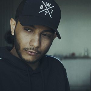 Fotoğraf Dylan Robert