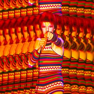 Fotoğraf Moonage Daydream