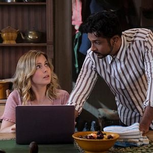 Fotoğraf Utkarsh Ambudkar