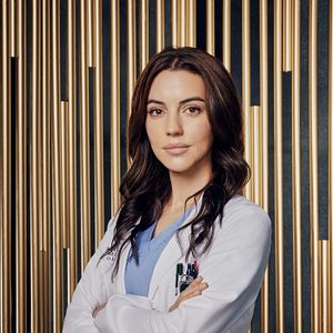 Fotoğraf Adelaide Kane